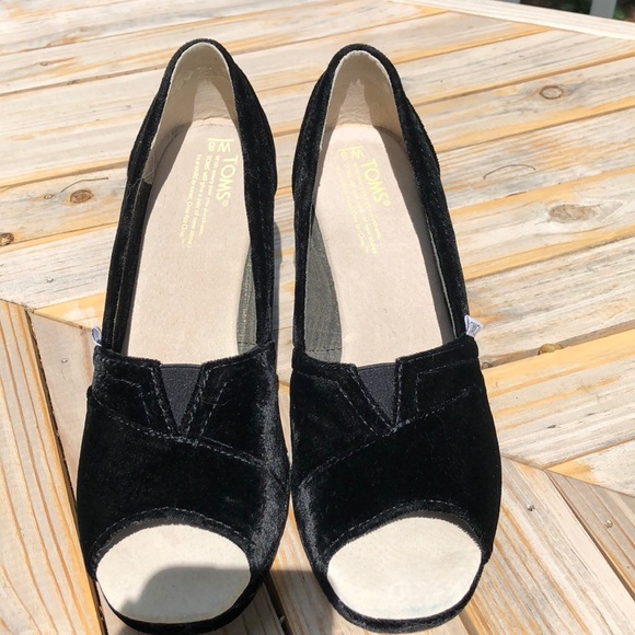 Toms Peep-Toe Wedges - Picture 3 of 4